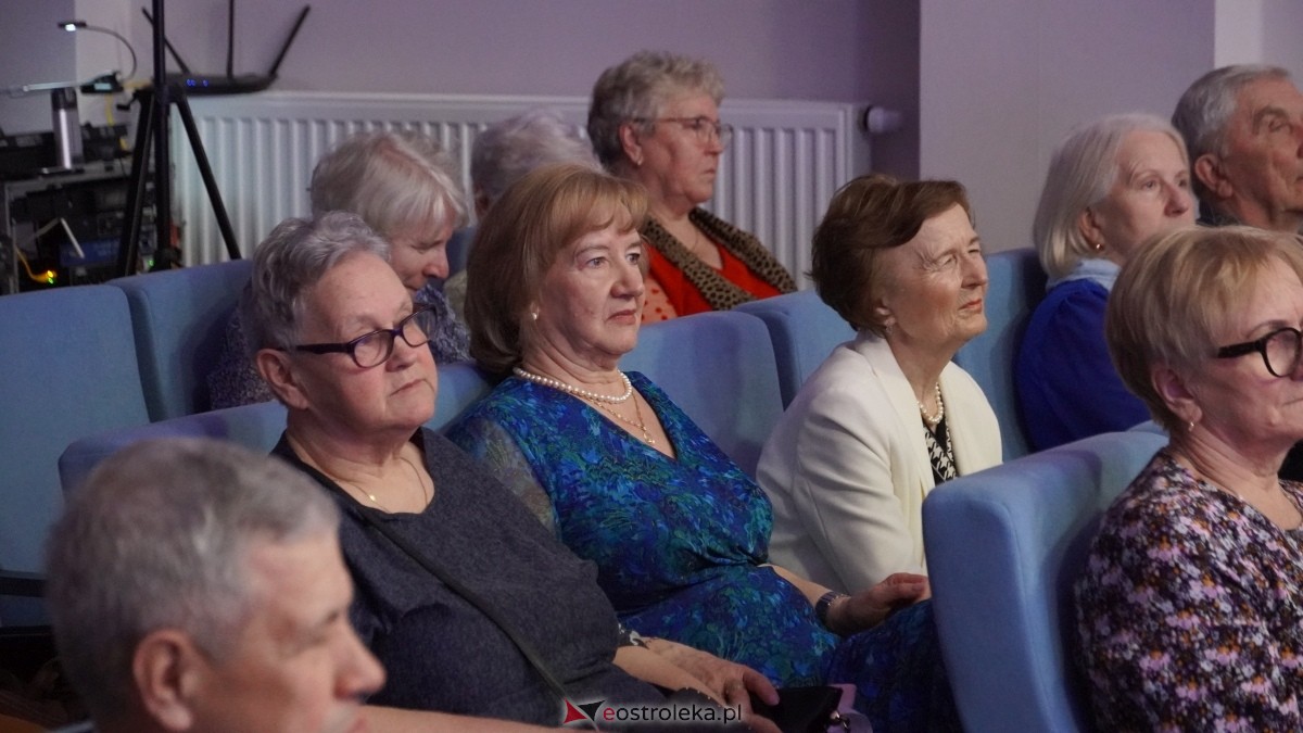 Wenecki karnawał z kurpiowską duszą w Kadzidle [08.03.2025] - zdjęcie #61 - eOstroleka.pl