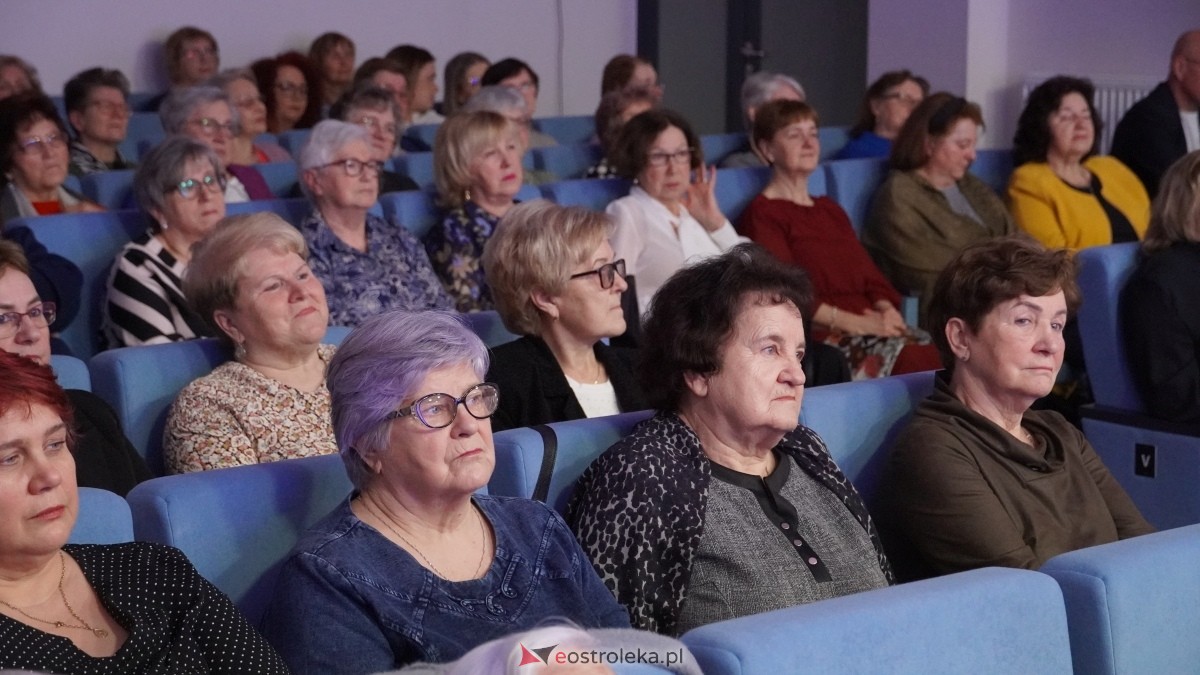 Wenecki karnawał z kurpiowską duszą w Kadzidle [08.03.2025] - zdjęcie #59 - eOstroleka.pl