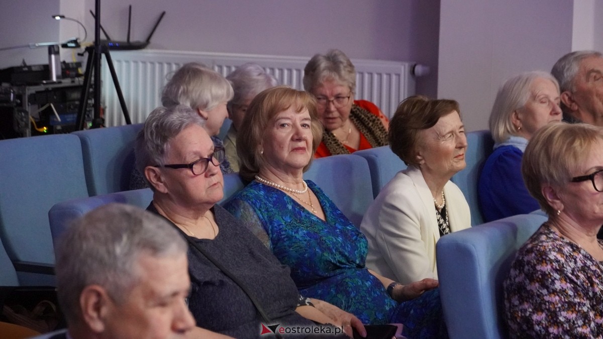 Wenecki karnawał z kurpiowską duszą w Kadzidle [08.03.2025] - zdjęcie #58 - eOstroleka.pl