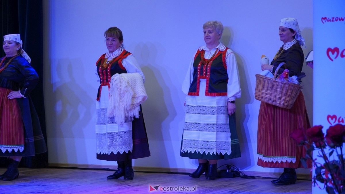 Wenecki karnawał z kurpiowską duszą w Kadzidle [08.03.2025] - zdjęcie #35 - eOstroleka.pl