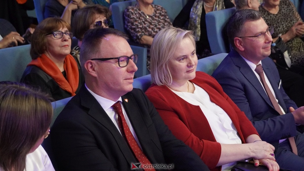 Wenecki karnawał z kurpiowską duszą w Kadzidle [08.03.2025] - zdjęcie #14 - eOstroleka.pl