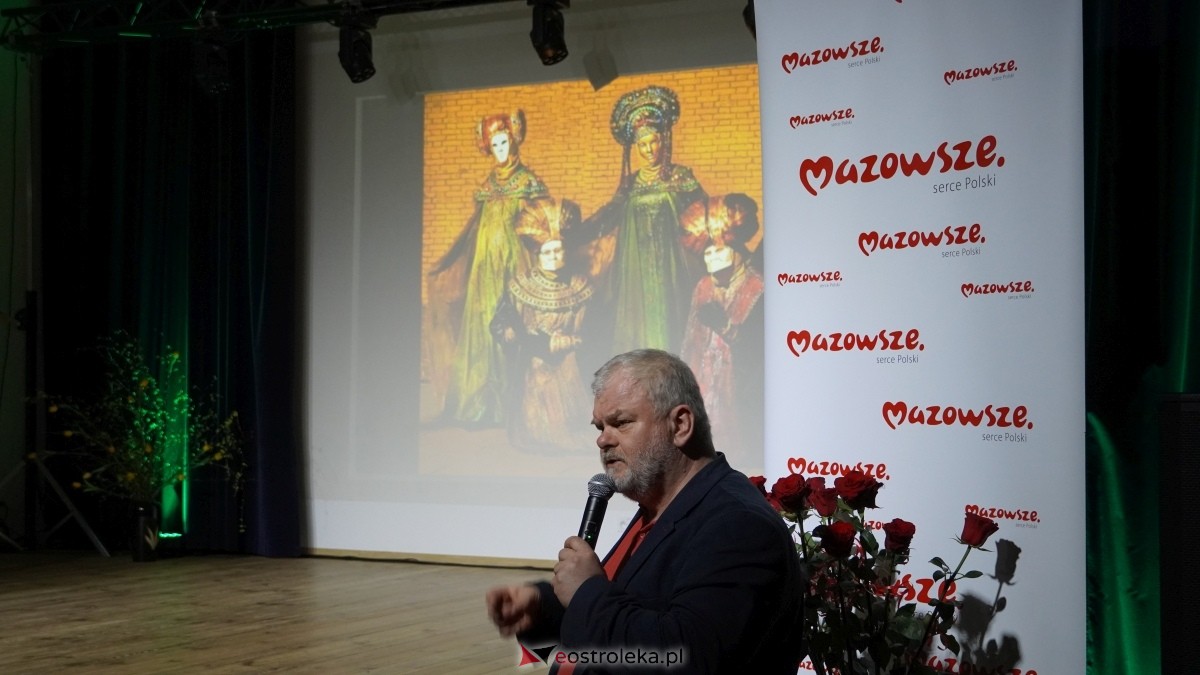 Wenecki karnawał z kurpiowską duszą w Kadzidle [08.03.2025] - zdjęcie #1 - eOstroleka.pl