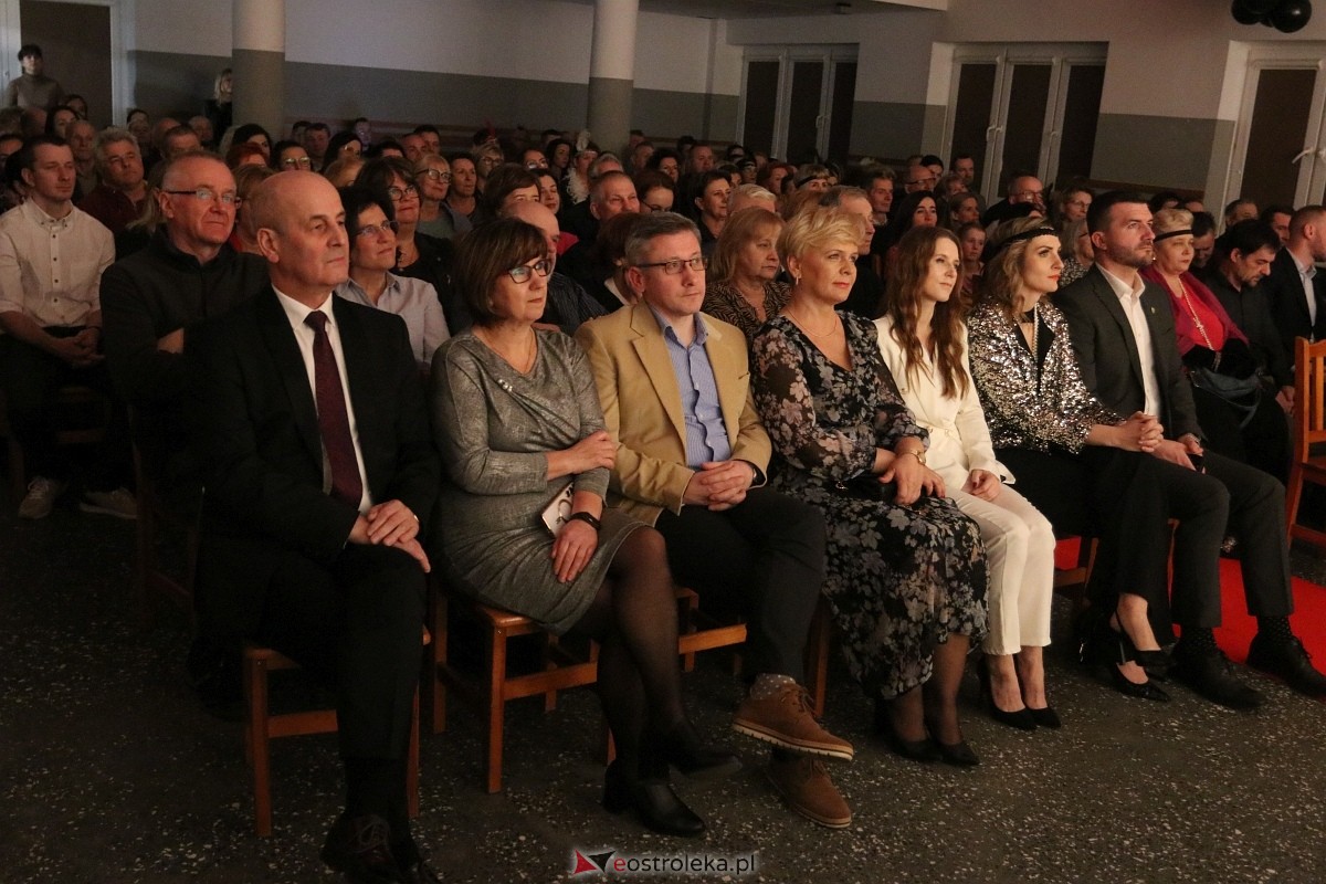 Dzień Kobiet w Lelisie z Warszawską Orkiestrą Sentymentalną [8.03.2025] - zdjęcie #32 - eOstroleka.pl