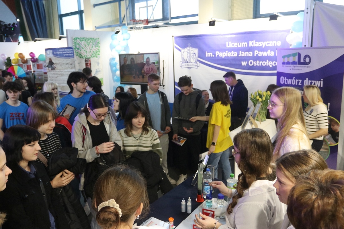 XIV Forum Edukacyjne w Ostrołęce [11.03.2025] - zdjęcie #125 - eOstroleka.pl