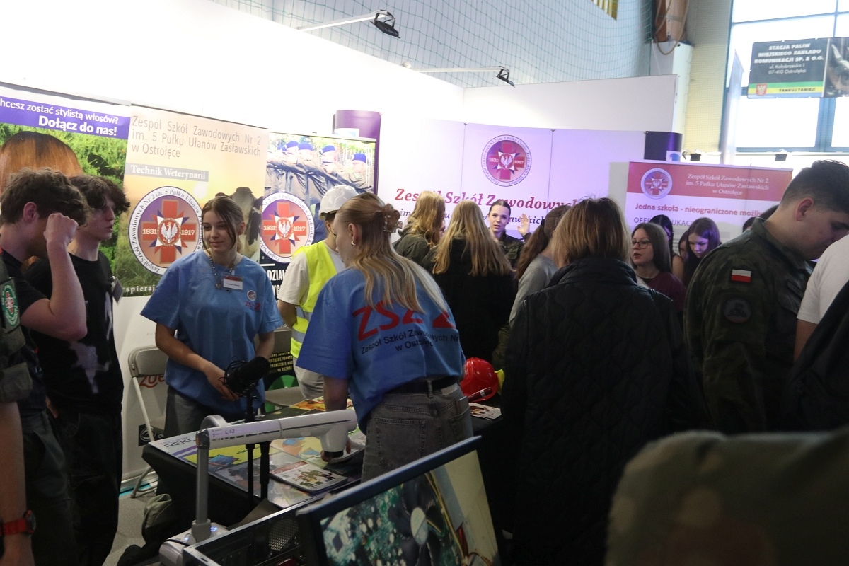 XIV Forum Edukacyjne w Ostrołęce [11.03.2025] - zdjęcie #123 - eOstroleka.pl