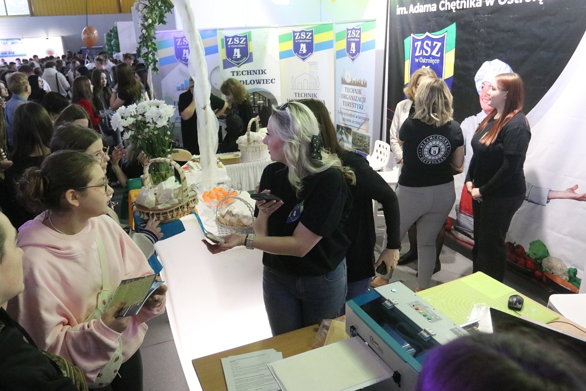 XIV Forum Edukacyjne w Ostrołęce [11.03.2025] - zdjęcie #102 - eOstroleka.pl