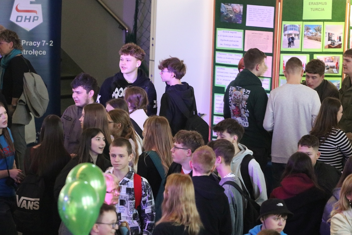 XIV Forum Edukacyjne w Ostrołęce [11.03.2025] - zdjęcie #73 - eOstroleka.pl