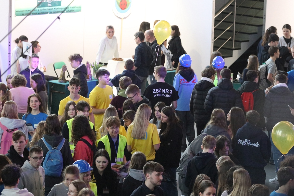 XIV Forum Edukacyjne w Ostrołęce [11.03.2025] - zdjęcie #64 - eOstroleka.pl