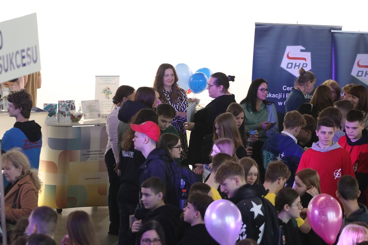 XIV Forum Edukacyjne w Ostrołęce [11.03.2025] - zdjęcie #49 - eOstroleka.pl