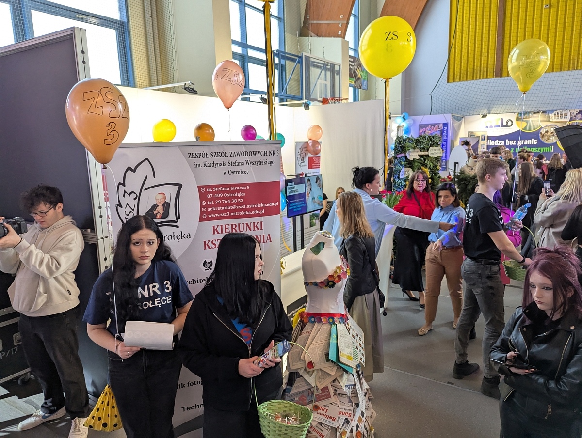 XIV Forum Edukacyjne w Ostrołęce [11.03.2025] - zdjęcie #36 - eOstroleka.pl