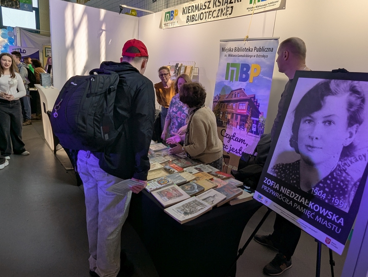 XIV Forum Edukacyjne w Ostrołęce [11.03.2025] - zdjęcie #24 - eOstroleka.pl