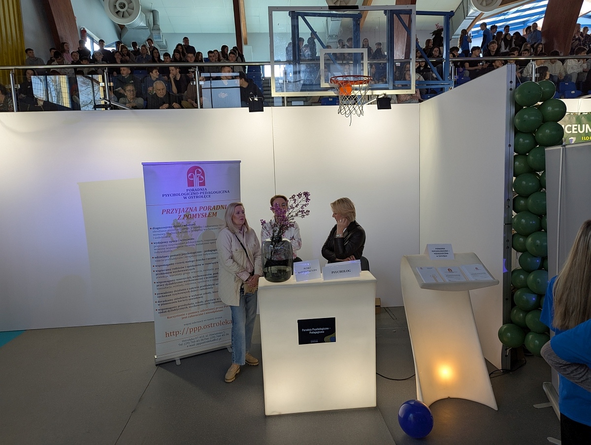 XIV Forum Edukacyjne w Ostrołęce [11.03.2025] - zdjęcie #20 - eOstroleka.pl