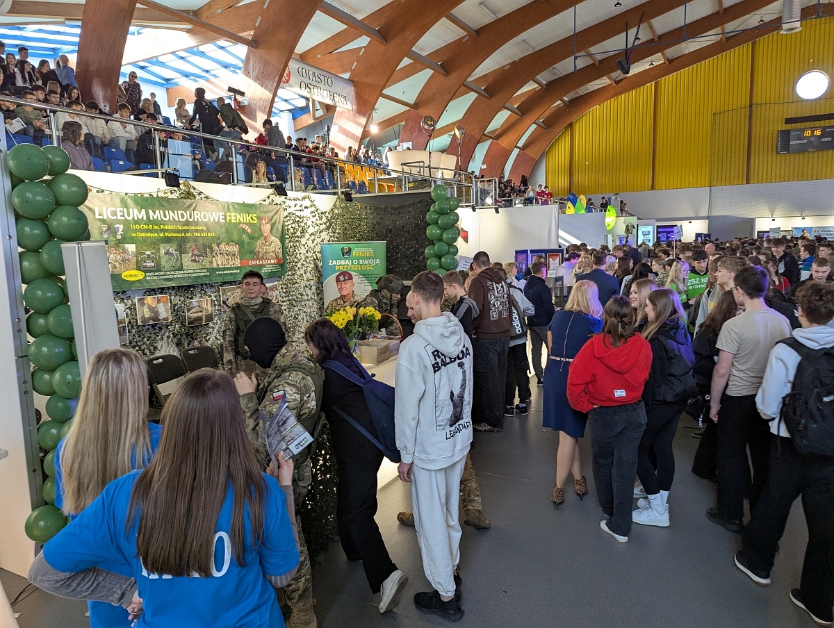 XIV Forum Edukacyjne w Ostrołęce [11.03.2025] - zdjęcie #19 - eOstroleka.pl
