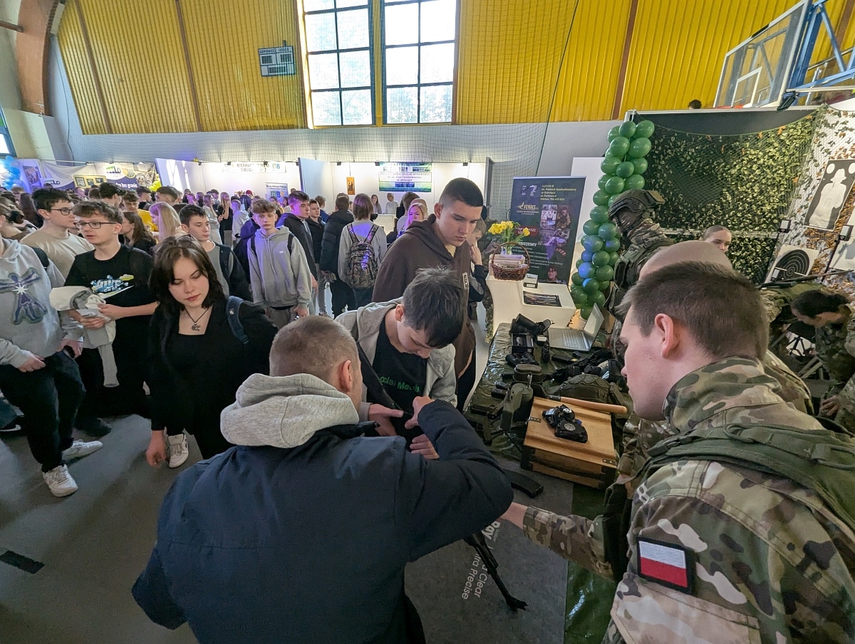 XIV Forum Edukacyjne w Ostrołęce [11.03.2025] - zdjęcie #18 - eOstroleka.pl