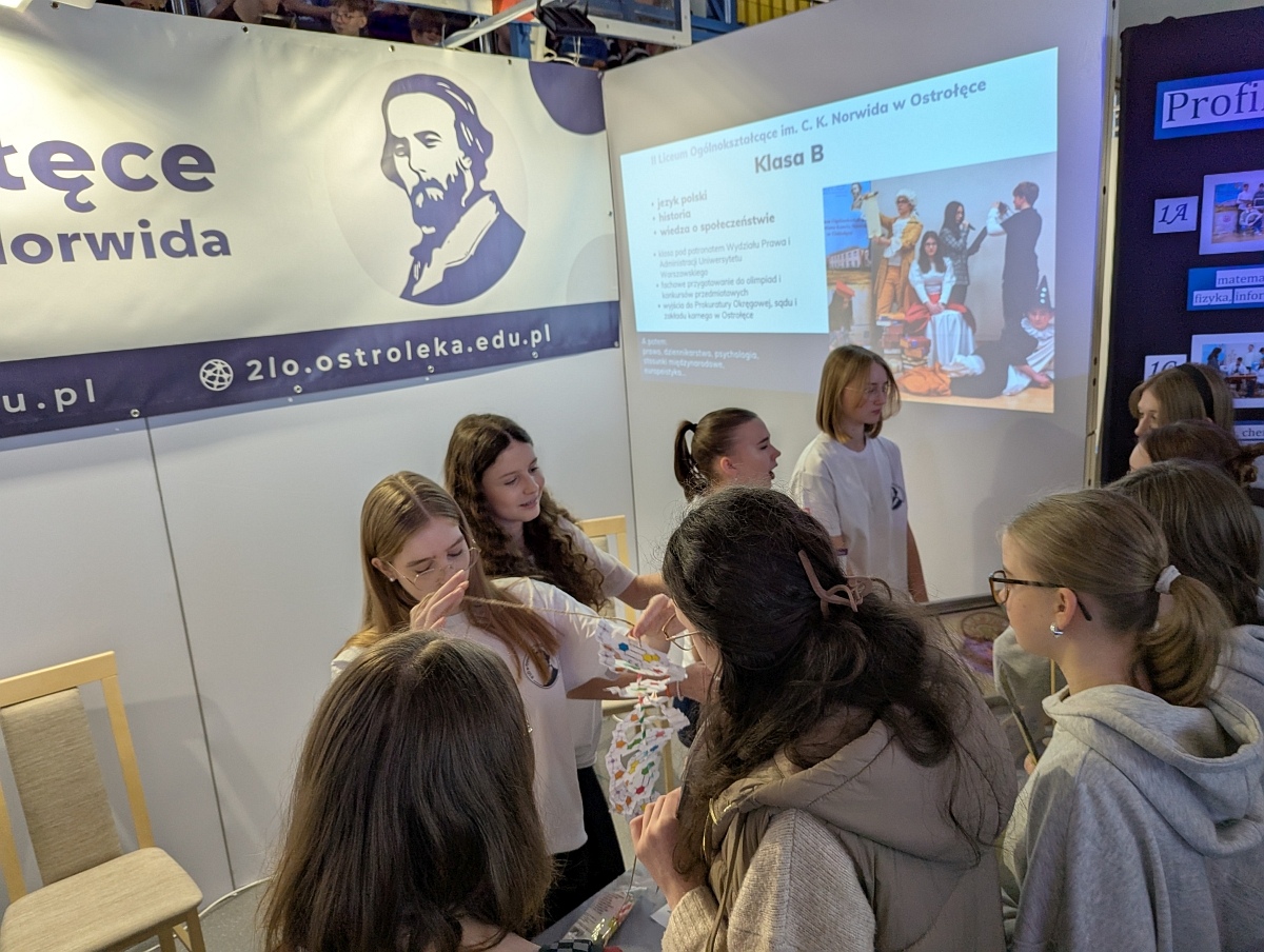 XIV Forum Edukacyjne w Ostrołęce [11.03.2025] - zdjęcie #12 - eOstroleka.pl