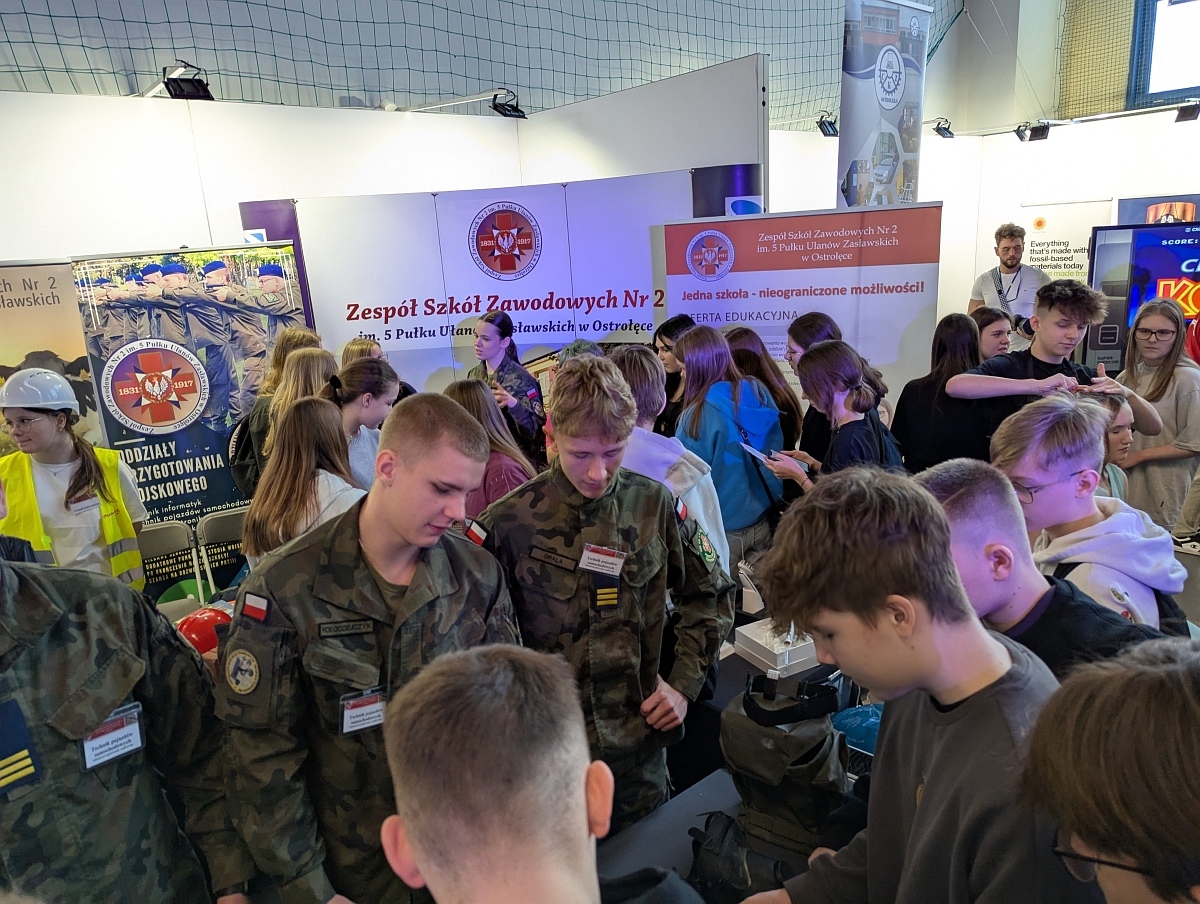 XIV Forum Edukacyjne w Ostrołęce [11.03.2025] - zdjęcie #1 - eOstroleka.pl