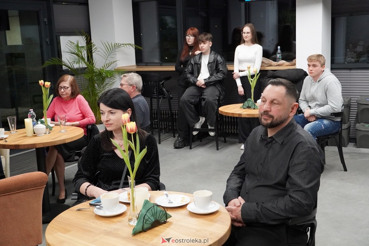 Premiera książki Aleksandry Pijanowskiej Palimpsest w MŻW [11.03.2025] - zdjęcie #12 - eOstroleka.pl