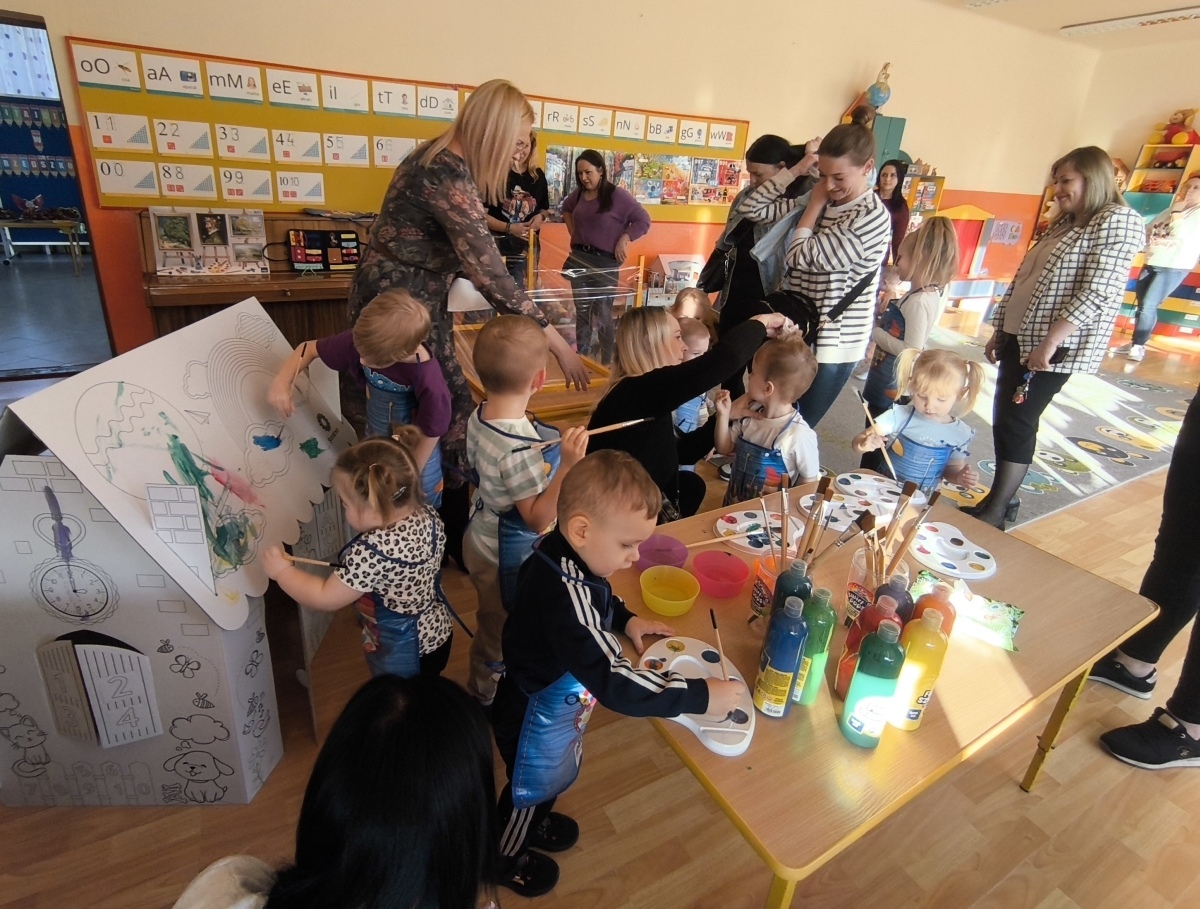 Dzień otwarty w Przedszkolu Miejskim Nr 8  [7.03.2025] - zdjęcie #10 - eOstroleka.pl