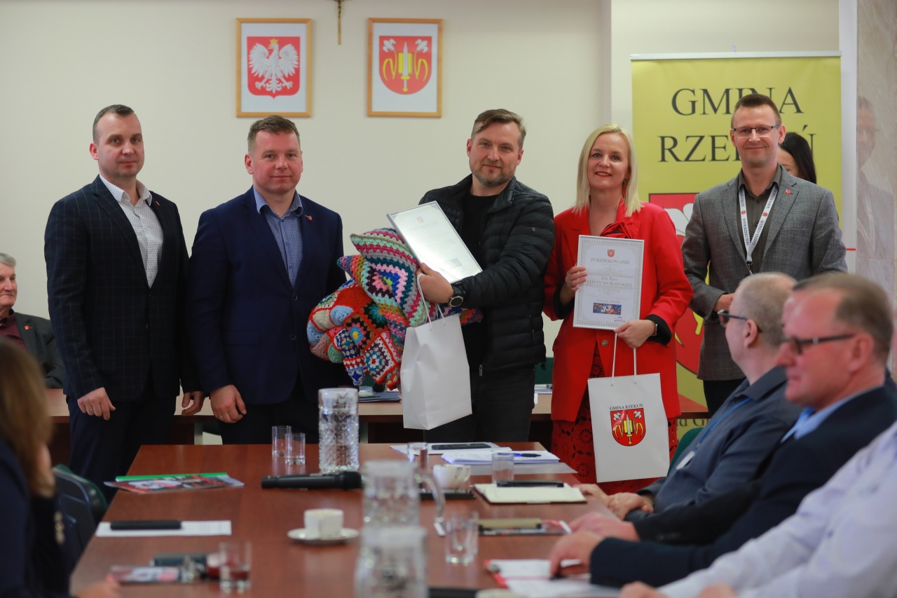 Sesja Rady Gminy w Rzekuniu z akcentami charytatywnymi [12.03.2025] - zdjęcie #34 - eOstroleka.pl