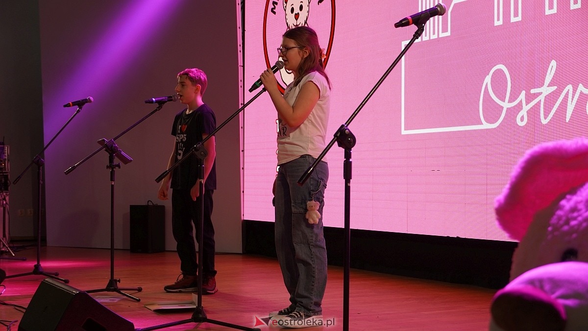 Finał akcji Misie z mmiłością w hali im. Arkadiusza Gołasia w Ostrołęce [13.03.2025] - zdjęcie #127 - eOstroleka.pl