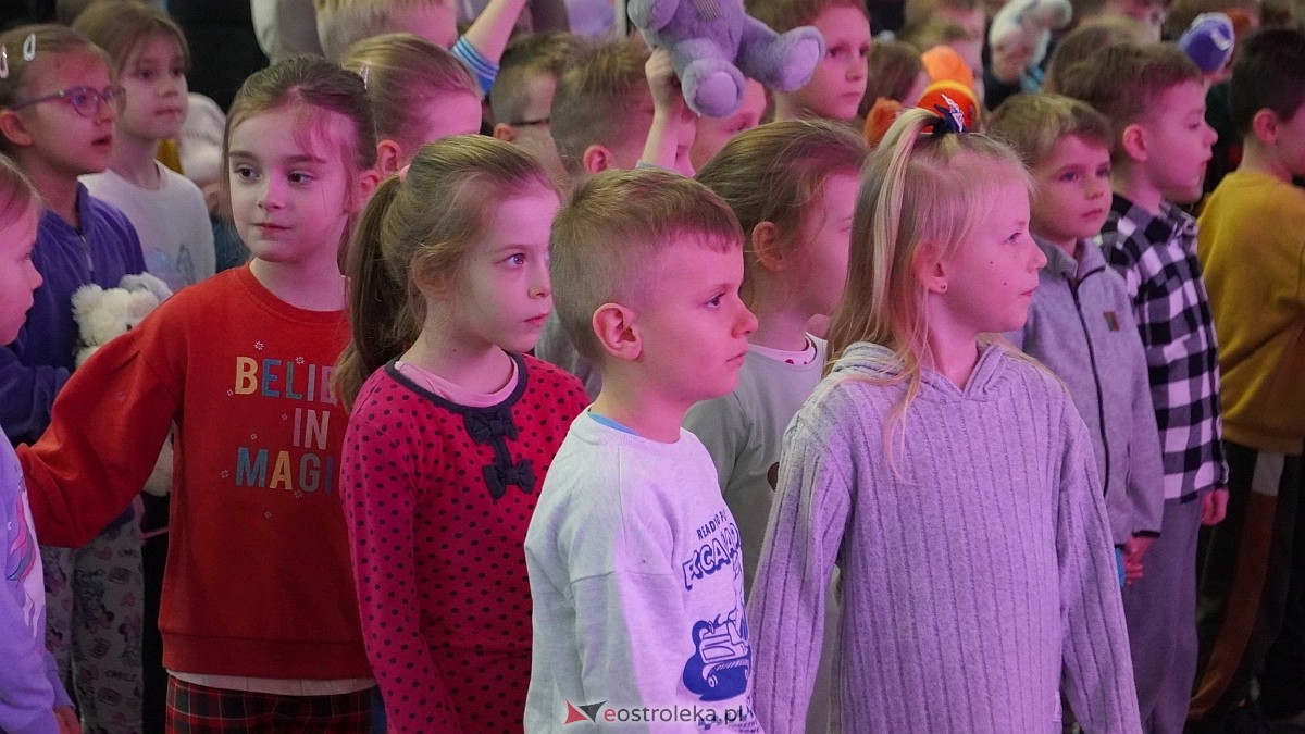 Finał akcji Misie z mmiłością w hali im. Arkadiusza Gołasia w Ostrołęce [13.03.2025] - zdjęcie #126 - eOstroleka.pl