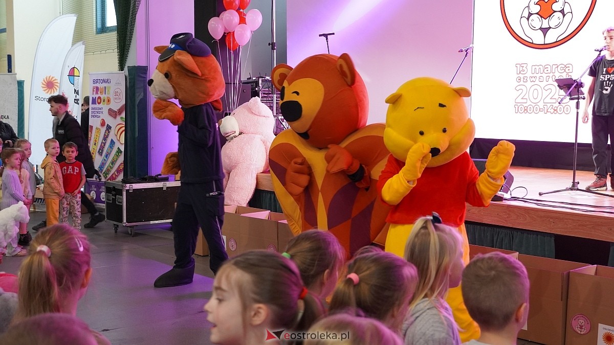 Finał akcji Misie z mmiłością w hali im. Arkadiusza Gołasia w Ostrołęce [13.03.2025] - zdjęcie #121 - eOstroleka.pl
