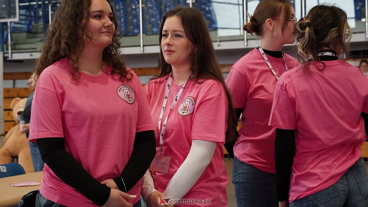 Finał akcji Misie z mmiłością w hali im. Arkadiusza Gołasia w Ostrołęce [13.03.2025] - zdjęcie #109 - eOstroleka.pl