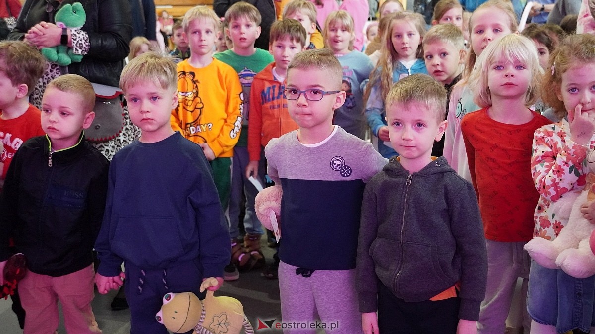 Finał akcji Misie z mmiłością w hali im. Arkadiusza Gołasia w Ostrołęce [13.03.2025] - zdjęcie #80 - eOstroleka.pl