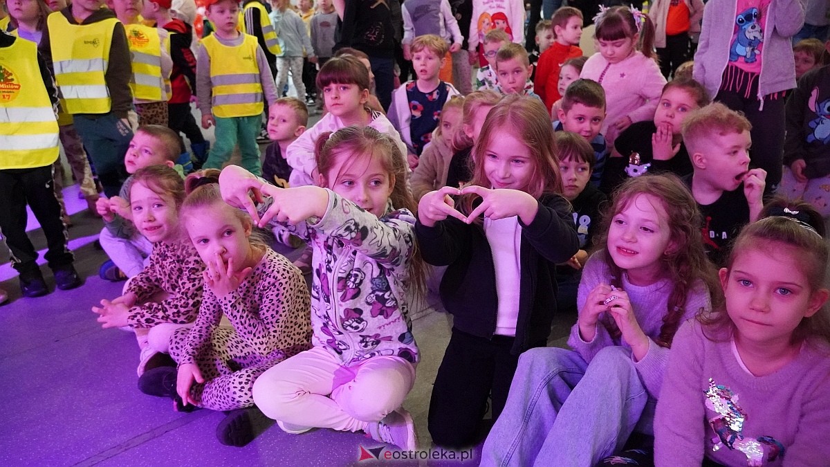 Finał akcji Misie z mmiłością w hali im. Arkadiusza Gołasia w Ostrołęce [13.03.2025] - zdjęcie #69 - eOstroleka.pl