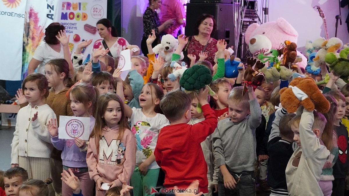 Finał akcji Misie z mmiłością w hali im. Arkadiusza Gołasia w Ostrołęce [13.03.2025] - zdjęcie #46 - eOstroleka.pl
