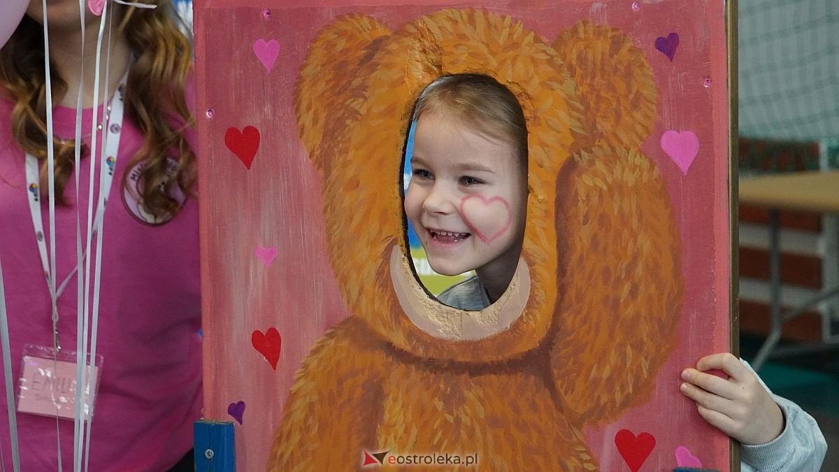 Finał akcji Misie z mmiłością w hali im. Arkadiusza Gołasia w Ostrołęce [13.03.2025] - zdjęcie #23 - eOstroleka.pl