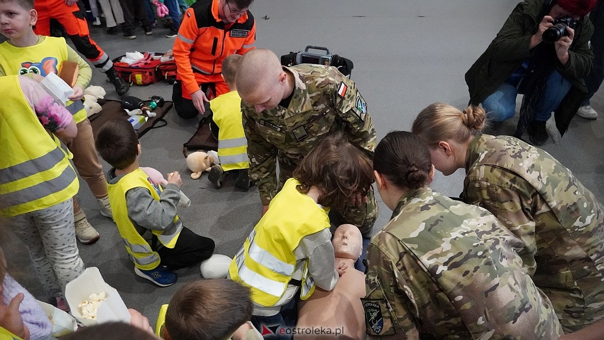 Finał akcji Misie z mmiłością w hali im. Arkadiusza Gołasia w Ostrołęce [13.03.2025] - zdjęcie #22 - eOstroleka.pl