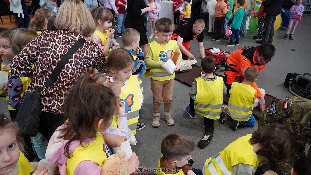 Finał akcji Misie z mmiłością w hali im. Arkadiusza Gołasia w Ostrołęce [13.03.2025] - zdjęcie #20 - eOstroleka.pl