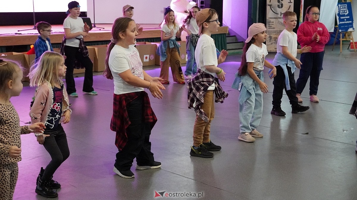 Finał akcji Misie z mmiłością w hali im. Arkadiusza Gołasia w Ostrołęce [13.03.2025] - zdjęcie #2 - eOstroleka.pl