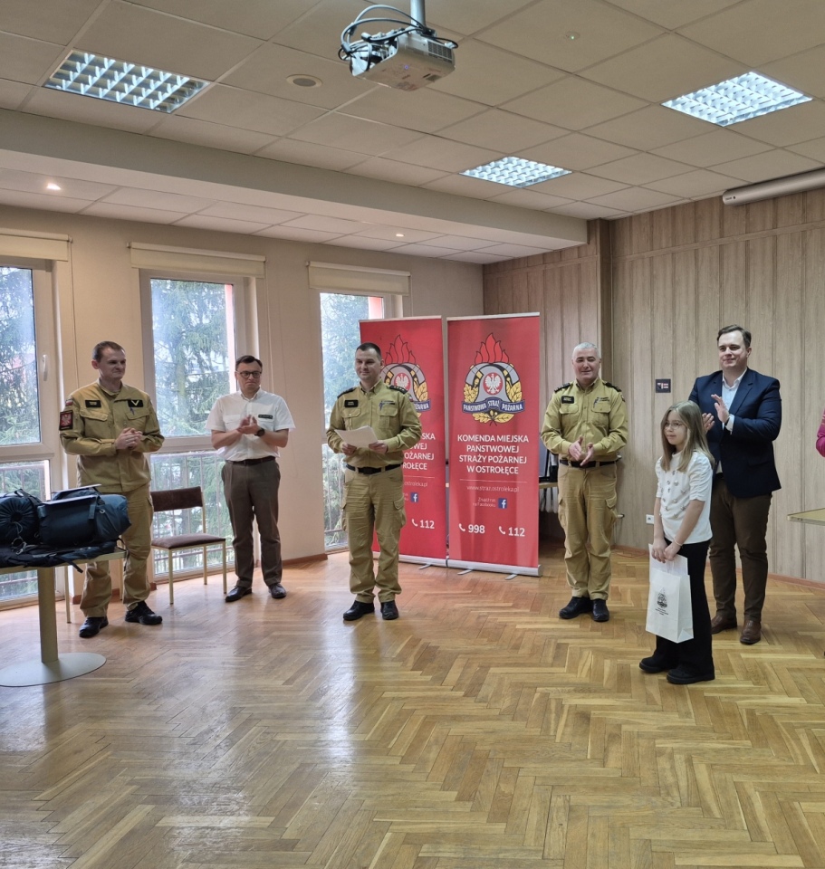 Powiatowe eliminacje XLVII Ogólnopolskiego Turnieju Wiedzy Pożarniczej pod hasłem „Młodzież Zapobiega Pożarom” [13.03.2025] - zdjęcie #3 - eOstroleka.pl