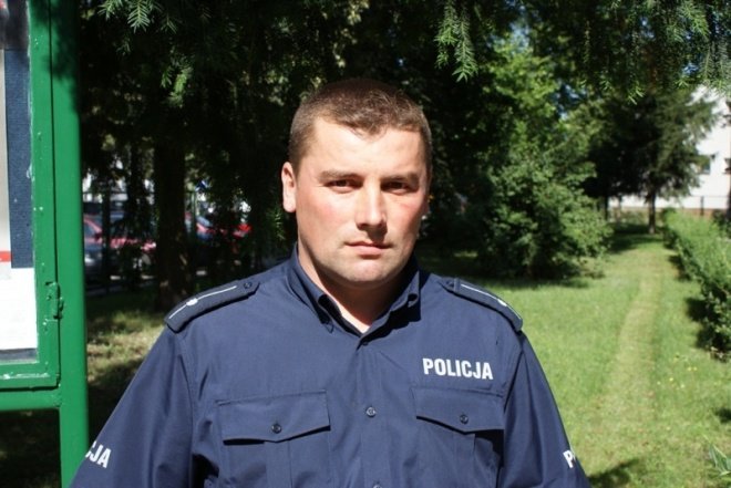 Konkurs na najpopularniejszego dzielnicowego roku 2011 - zdjęcie #2 - eOstroleka.pl
