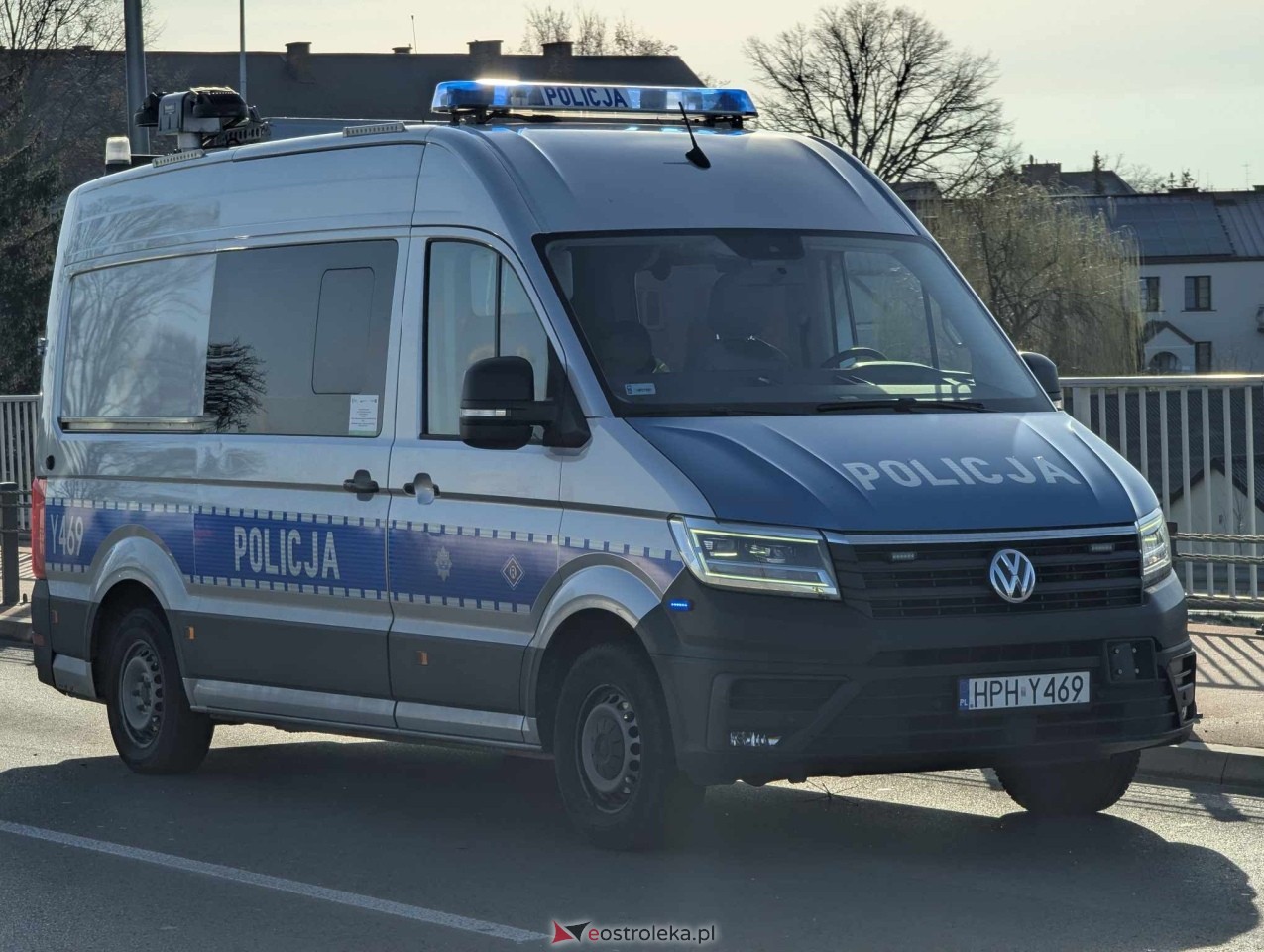 Wypadek na moście im. Wyszyńskiego w Ostrołęce [15.03.2025] - zdjęcie #6 - eOstroleka.pl