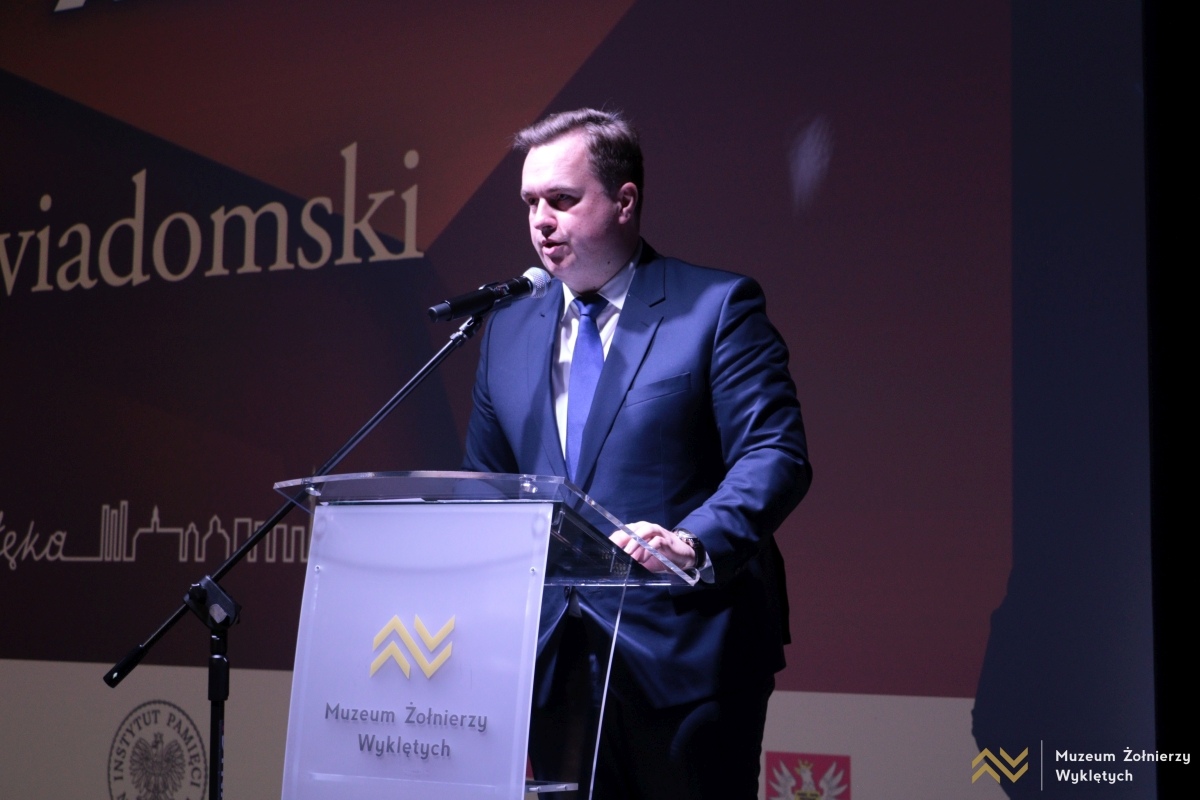 Gala z okazji 35-lecia ŚZŻAK w Muzeum Żołnierzy Wyklętych [14.03.2025] - zdjęcie #30 - eOstroleka.pl