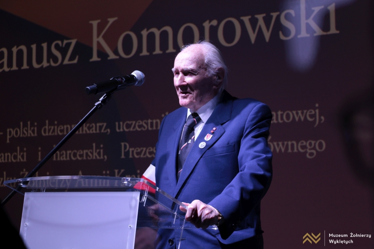 Gala z okazji 35-lecia ŚZŻAK w Muzeum Żołnierzy Wyklętych [14.03.2025] - zdjęcie #34 - eOstroleka.pl