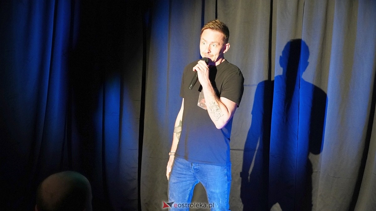 Występ Michała Pałubskiego w Ostrołęce [16.03.2025] - zdjęcie #22 - eOstroleka.pl