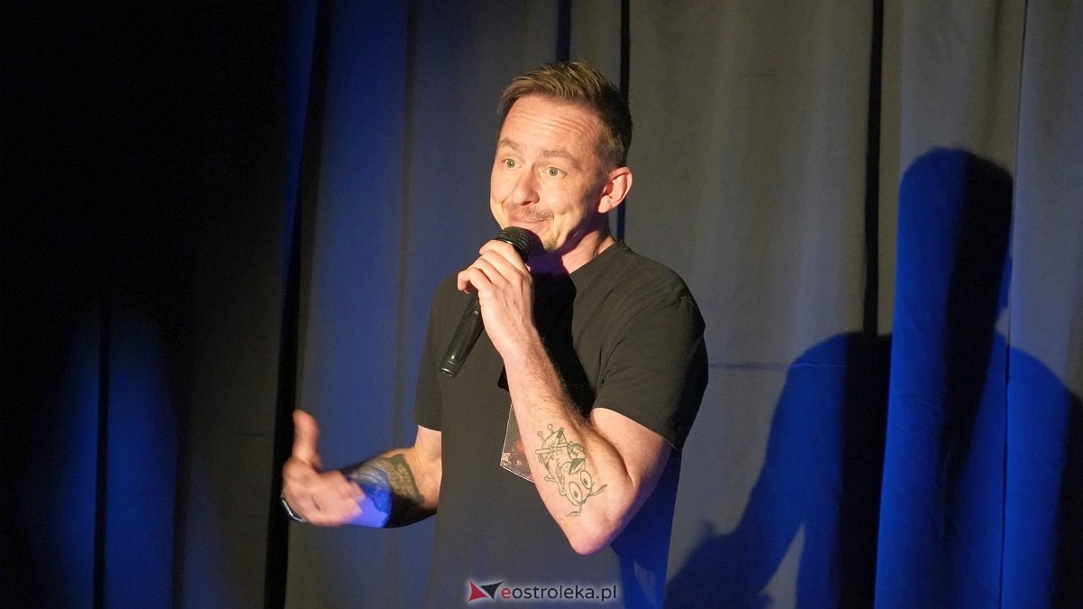 Występ Michała Pałubskiego w Ostrołęce [16.03.2025] - zdjęcie #21 - eOstroleka.pl