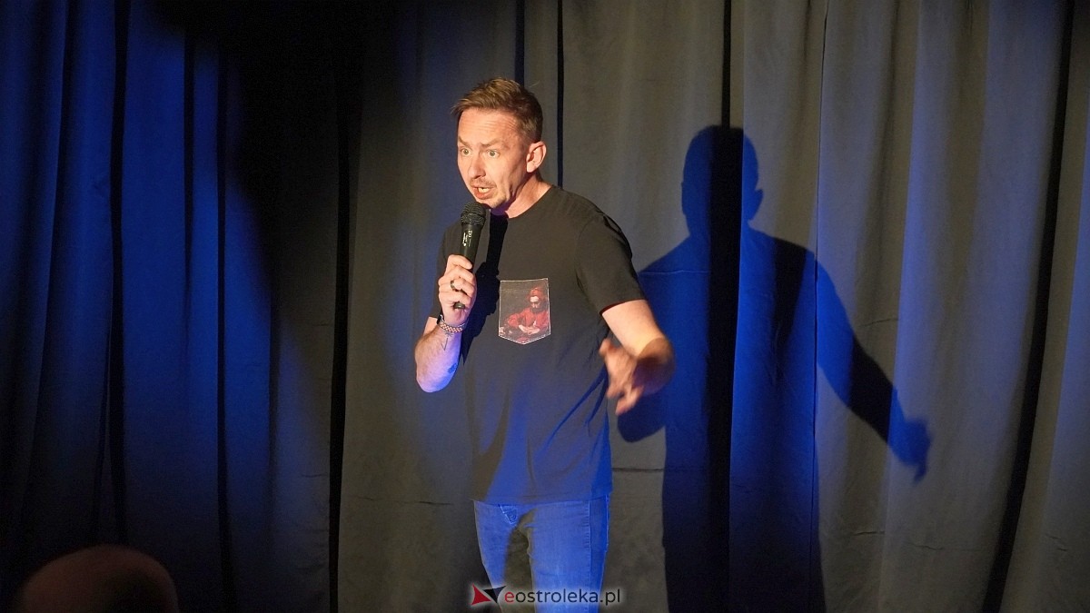 Występ Michała Pałubskiego w Ostrołęce [16.03.2025] - zdjęcie #20 - eOstroleka.pl