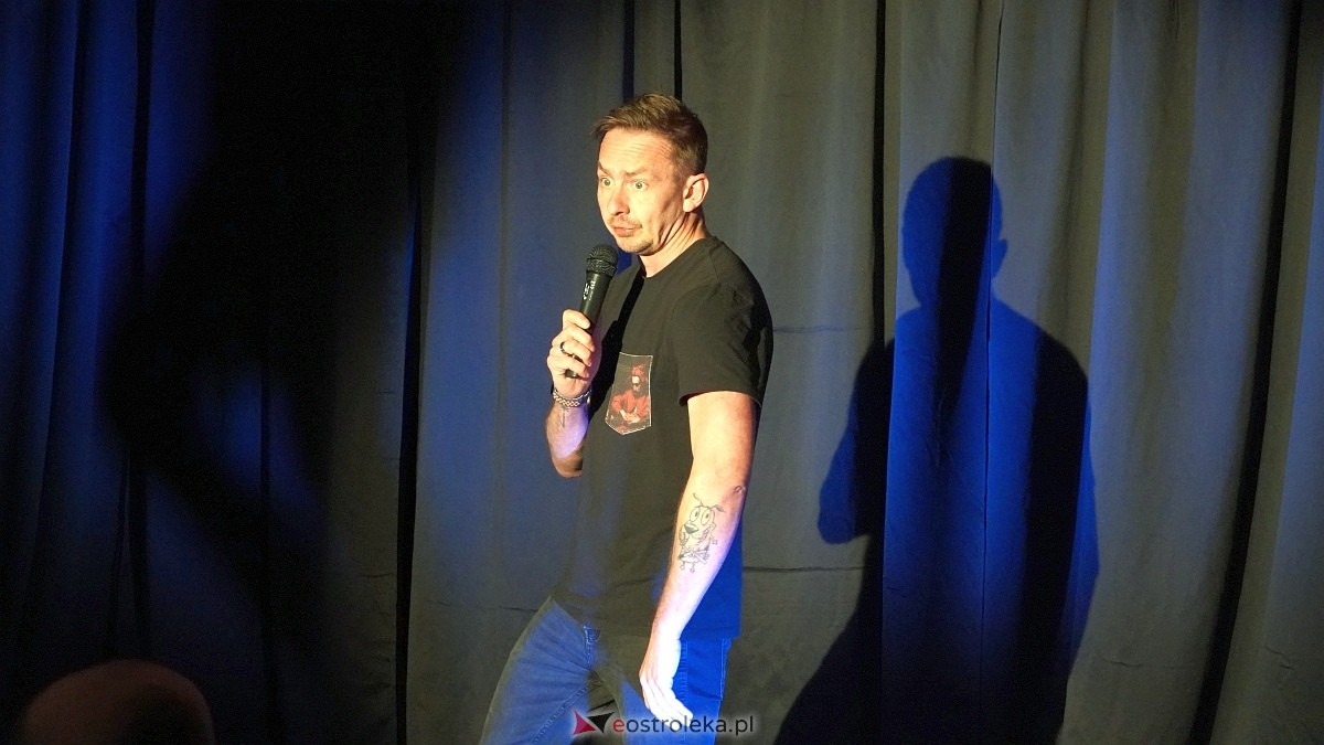 Występ Michała Pałubskiego w Ostrołęce [16.03.2025] - zdjęcie #19 - eOstroleka.pl