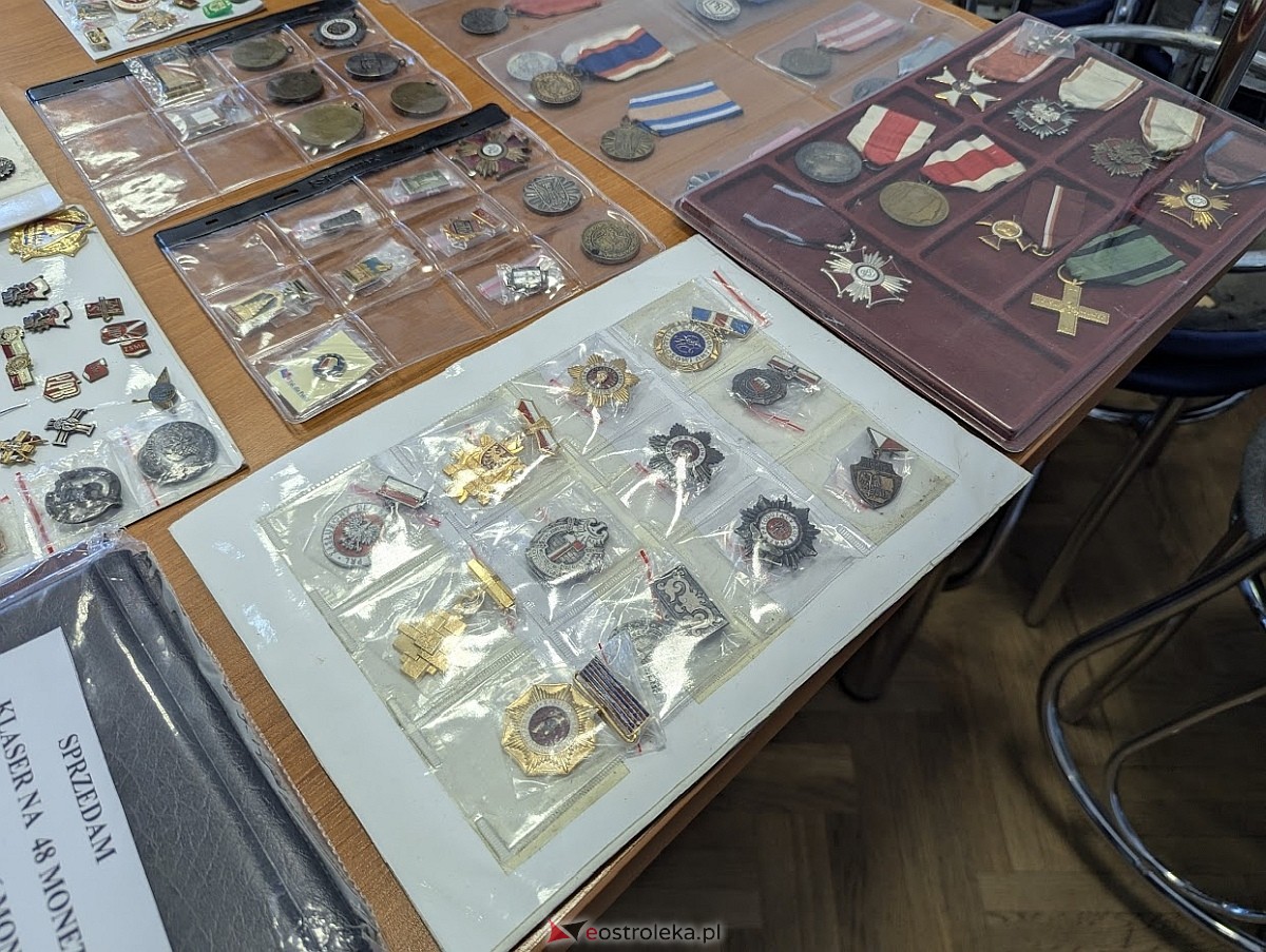 Giełda kolekcjonerska w Klubie Lokator [16.03.2025] - zdjęcie #38 - eOstroleka.pl