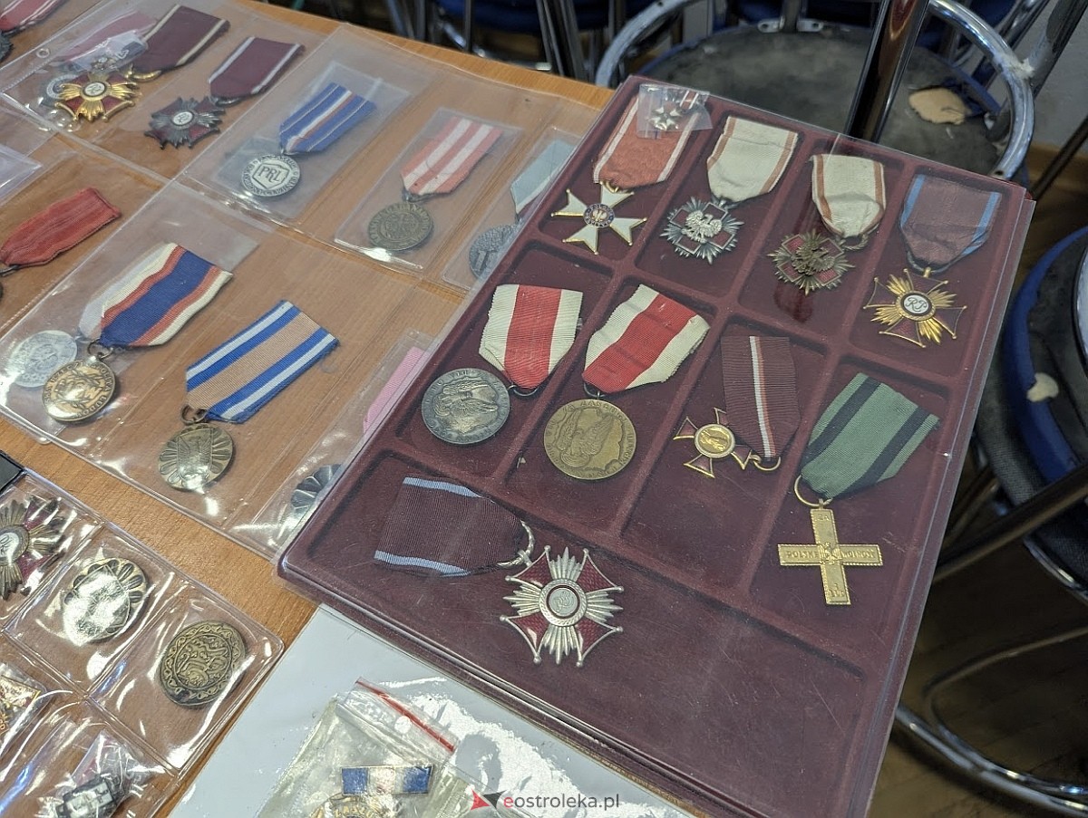 Giełda kolekcjonerska w Klubie Lokator [16.03.2025] - zdjęcie #37 - eOstroleka.pl