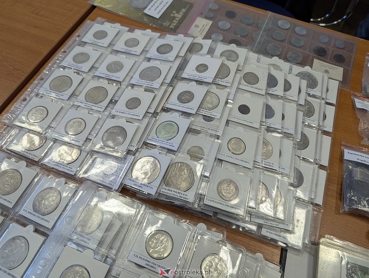 Giełda kolekcjonerska w Klubie Lokator [16.03.2025] - zdjęcie #32 - eOstroleka.pl