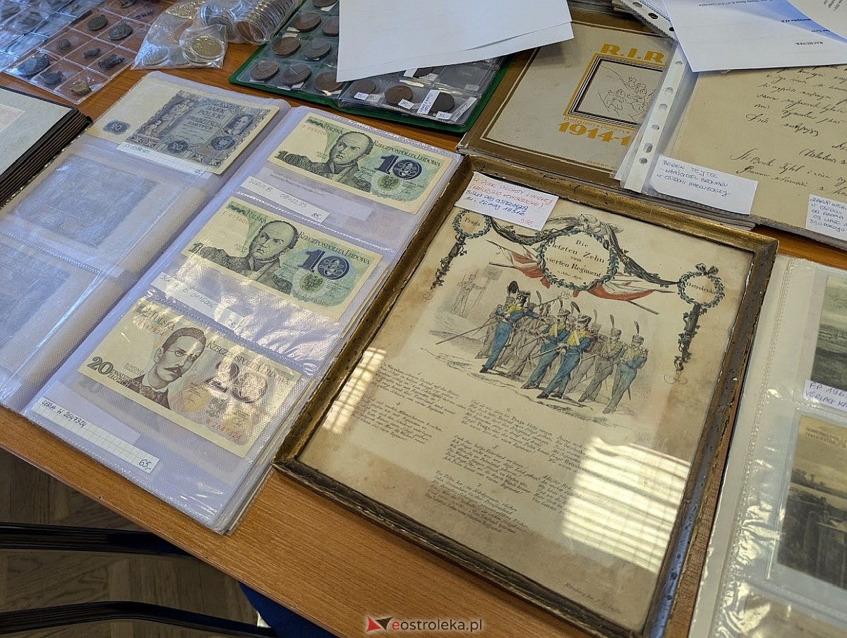 Giełda kolekcjonerska w Klubie Lokator [16.03.2025] - zdjęcie #23 - eOstroleka.pl