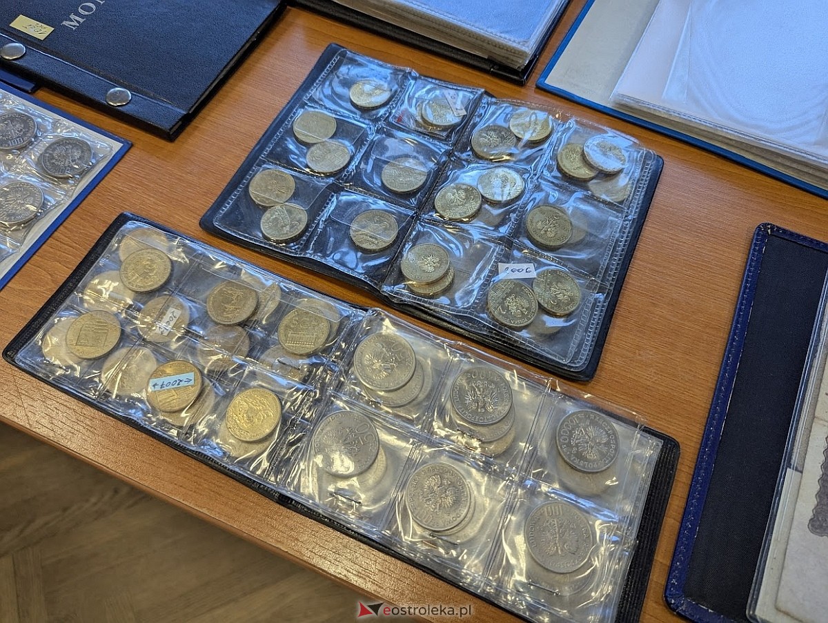 Giełda kolekcjonerska w Klubie Lokator [16.03.2025] - zdjęcie #16 - eOstroleka.pl