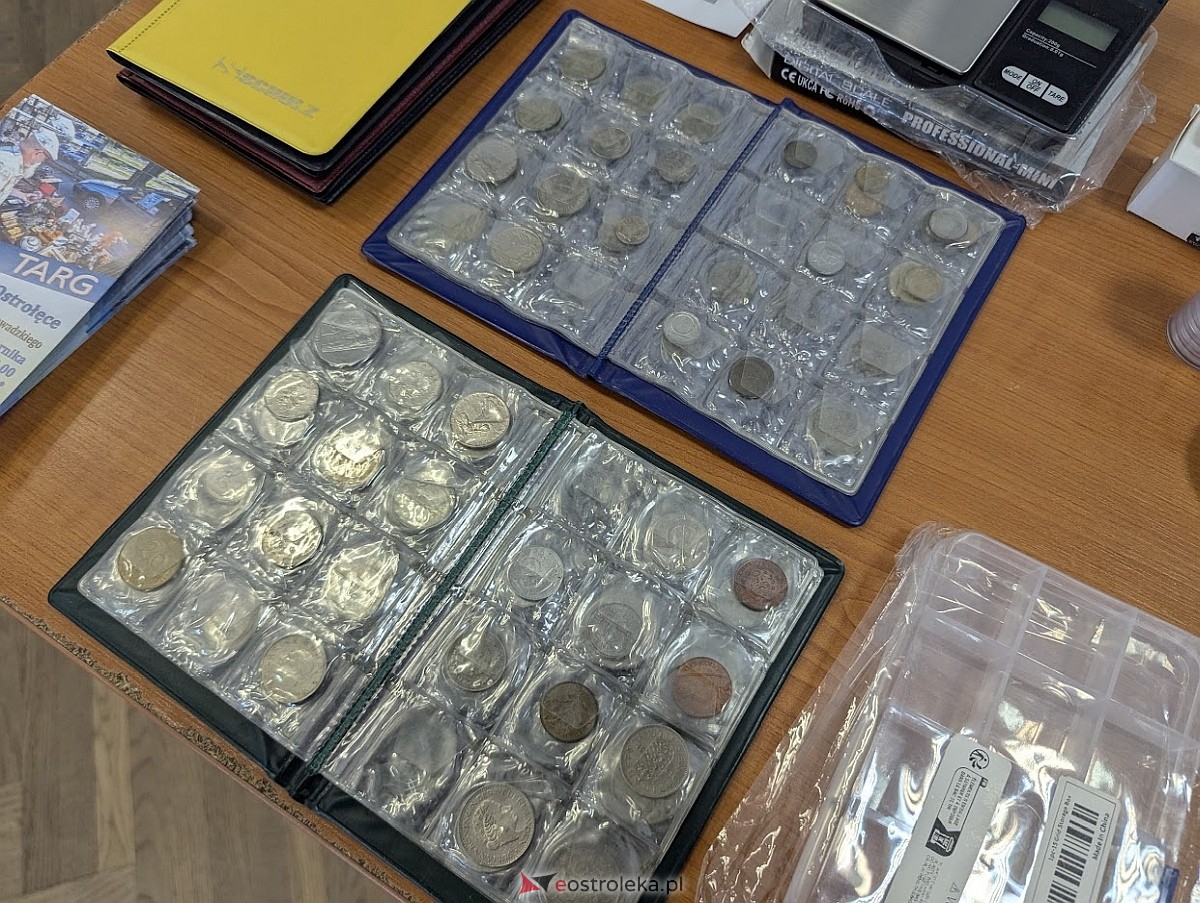 Giełda kolekcjonerska w Klubie Lokator [16.03.2025] - zdjęcie #4 - eOstroleka.pl