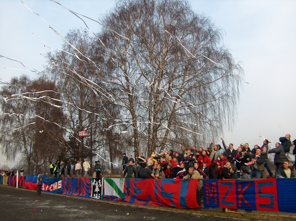 Narew Ostrołęka - Ursus Warszawa [22.11.2003] - zdjęcie #7 - eOstroleka.pl